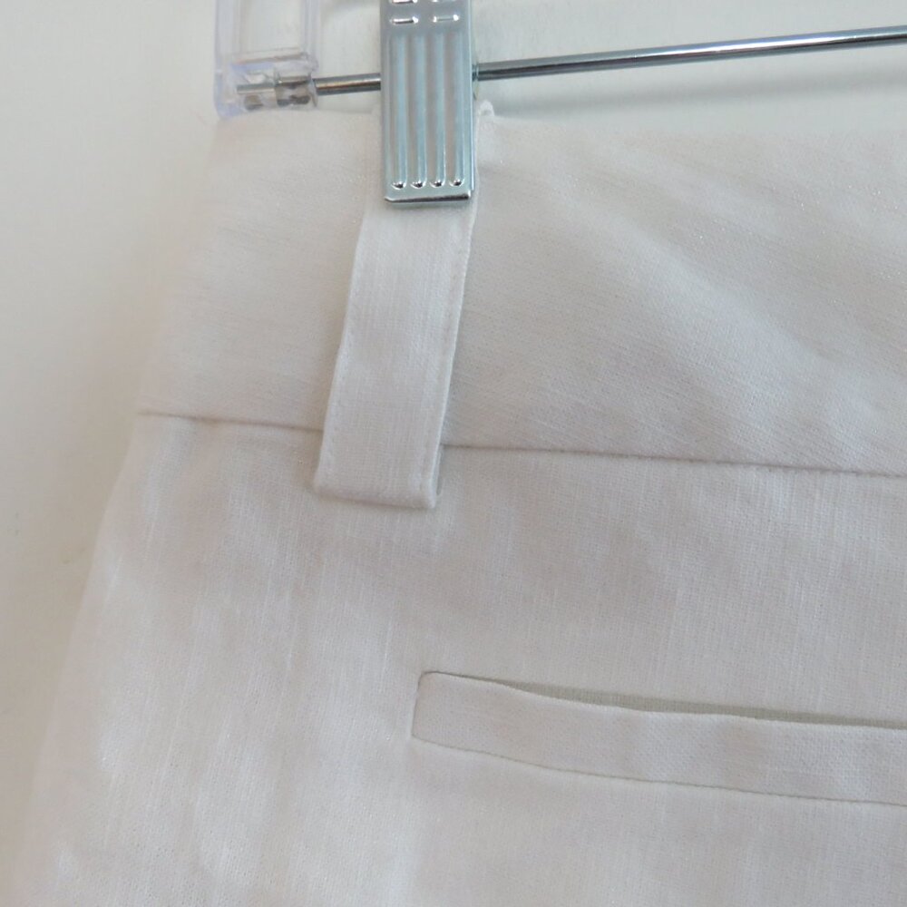 ALICE + OLIVIA Cady Metallic White Linen Blend Cuff Shorts - Size 30 Inch Waist - Picture 11 of 13